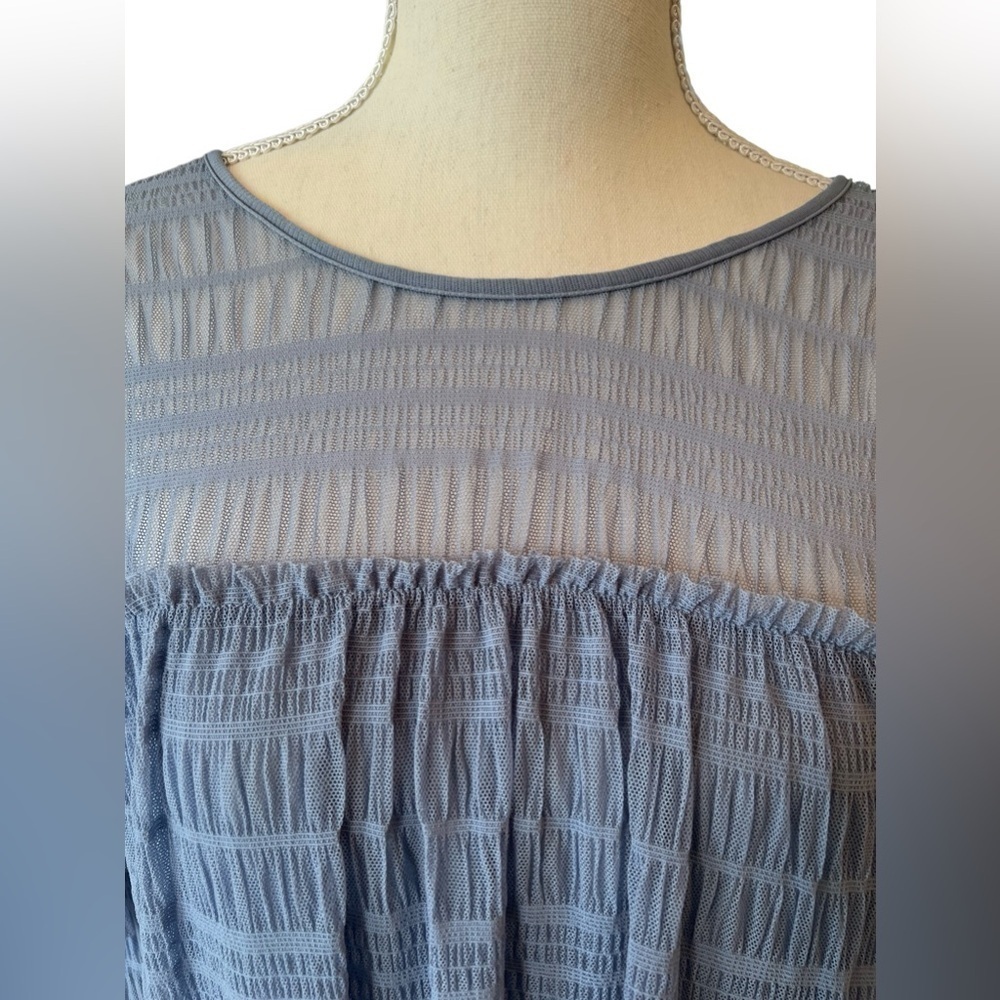 Max Studio Blouse L Cornflower Blue Mesh Flowy Top - Picture 4 of 12